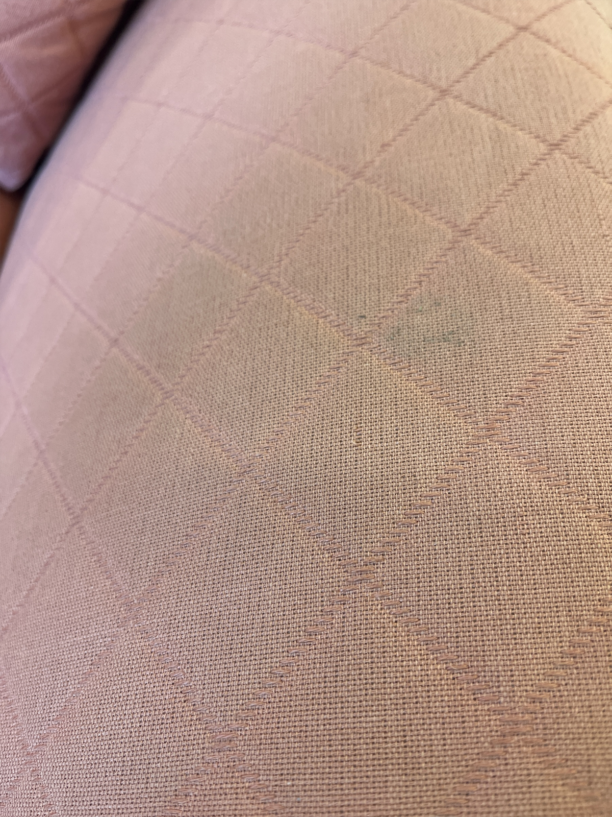 Pink Diamond-Quilted Traditional Loveseat
