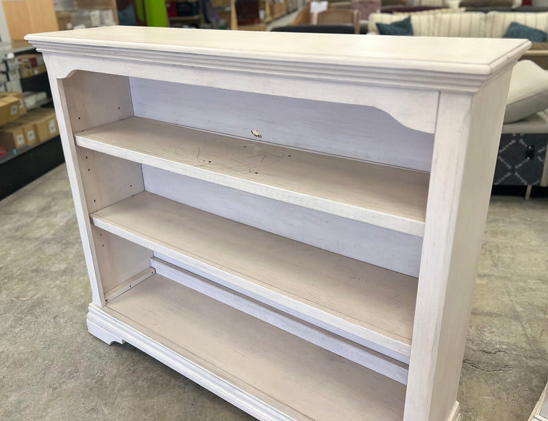 Cream Display Unit