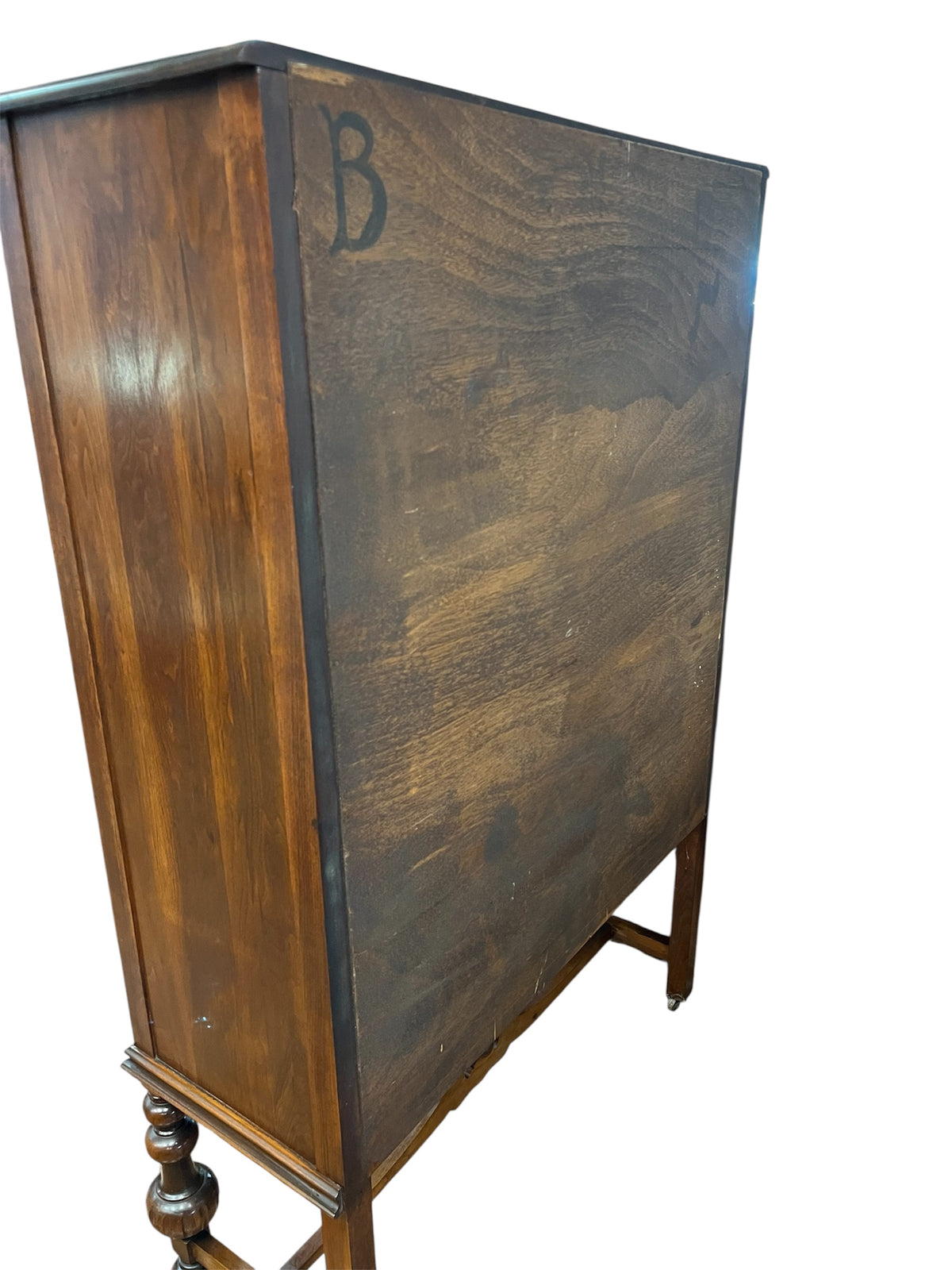 Mahogany China Display Cabinet with Glass Door & Carved Legs