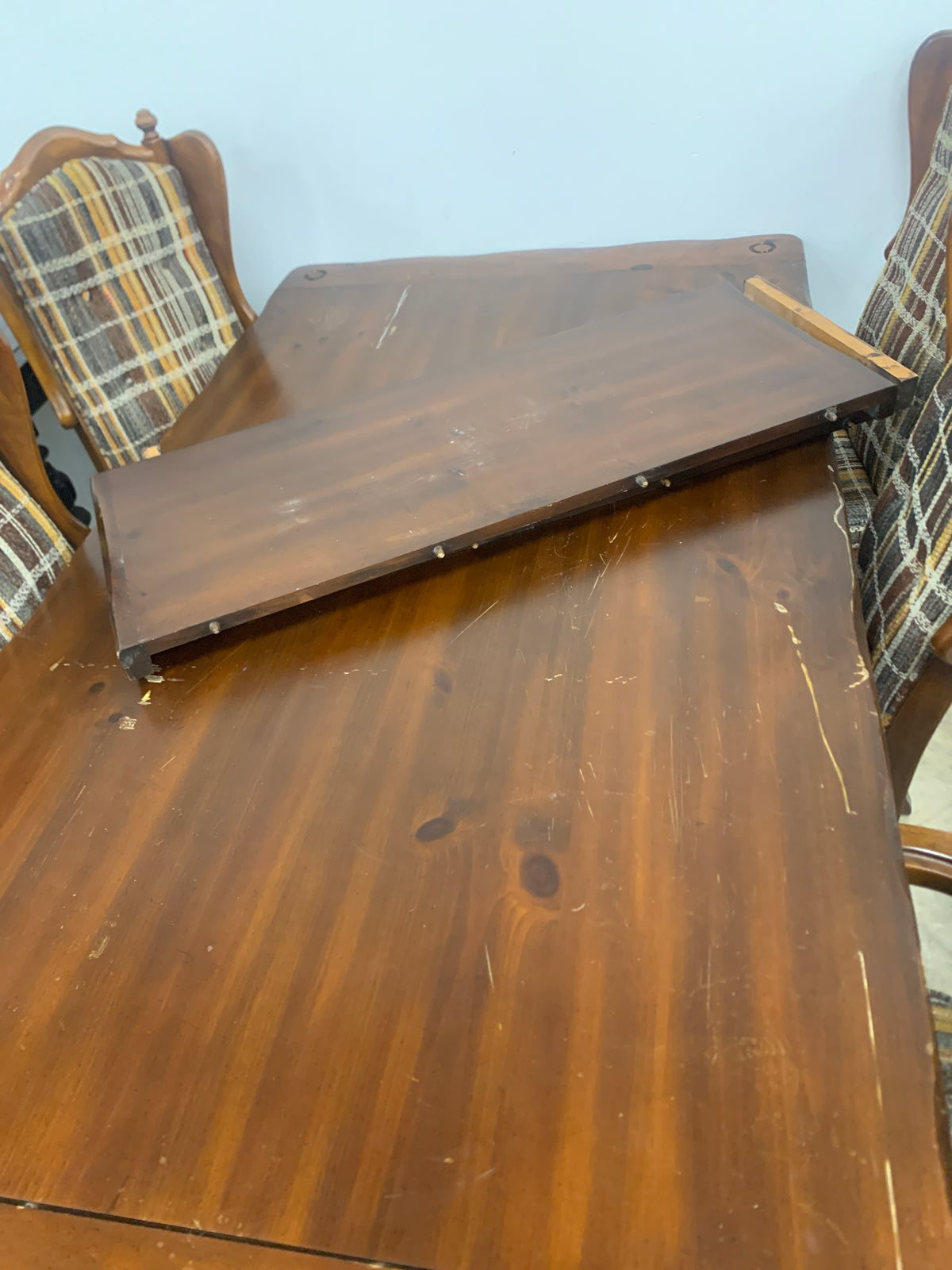 Solid Wood Country Chic Dining Table