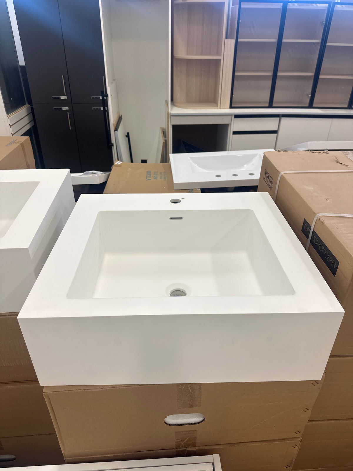 White Rectangular Sink