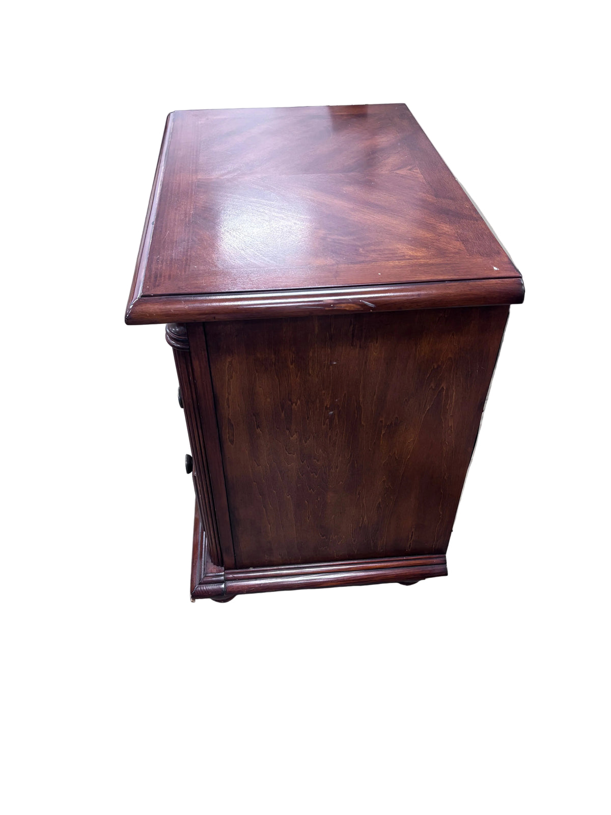 Traditional 3-Drawer Wood Nightstand