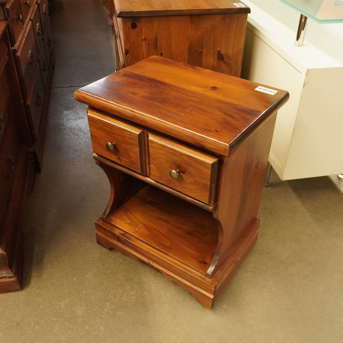 1-Drawer Solid Wooden Nightstand in Walnut