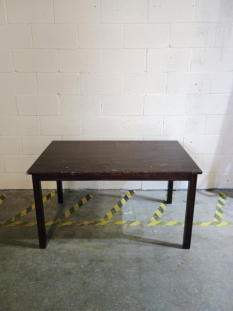 Children Craft table with 3 Chairs