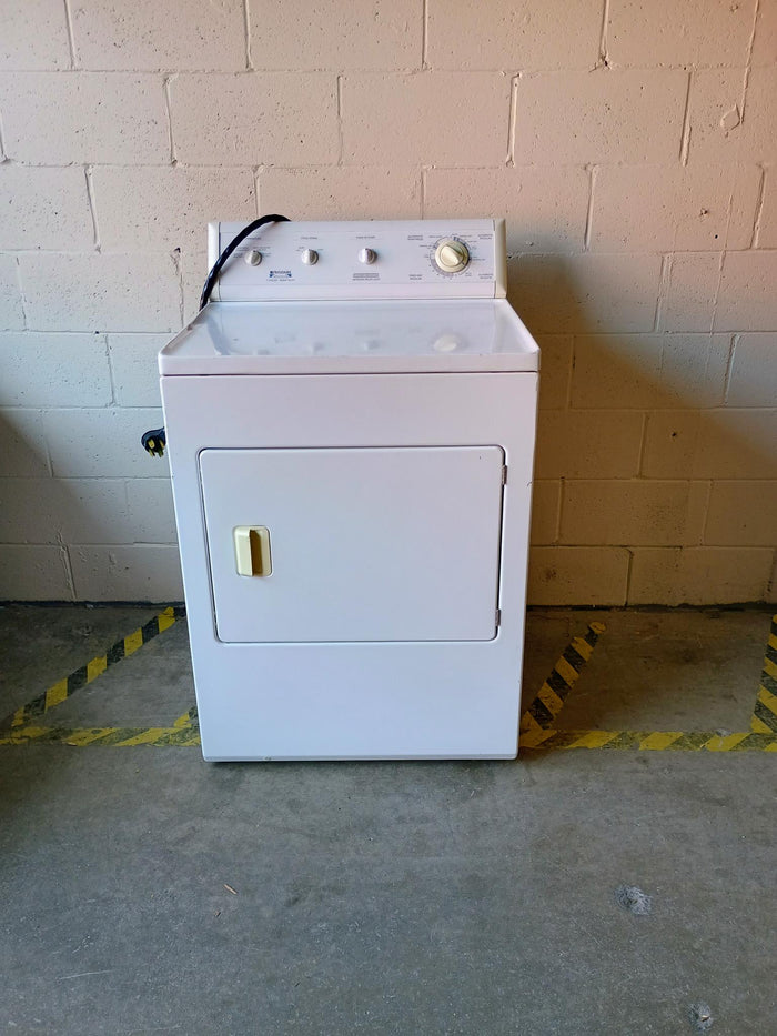 Dryer by Frigidaire