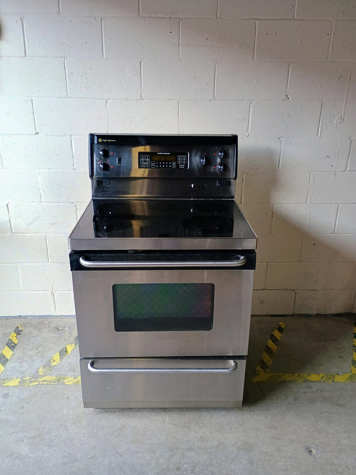 GE Electric Stove
