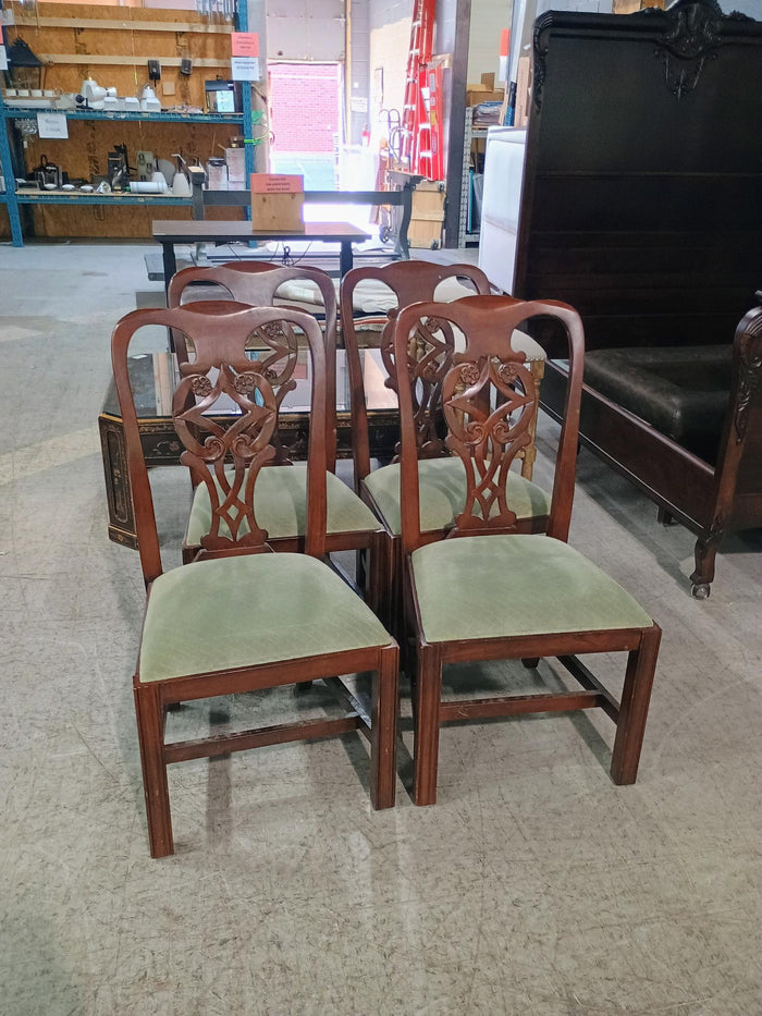 Set Of 4 Dining Chairs $145