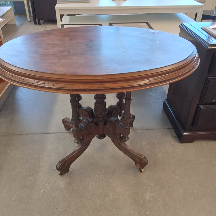 41"W Oval Side Table