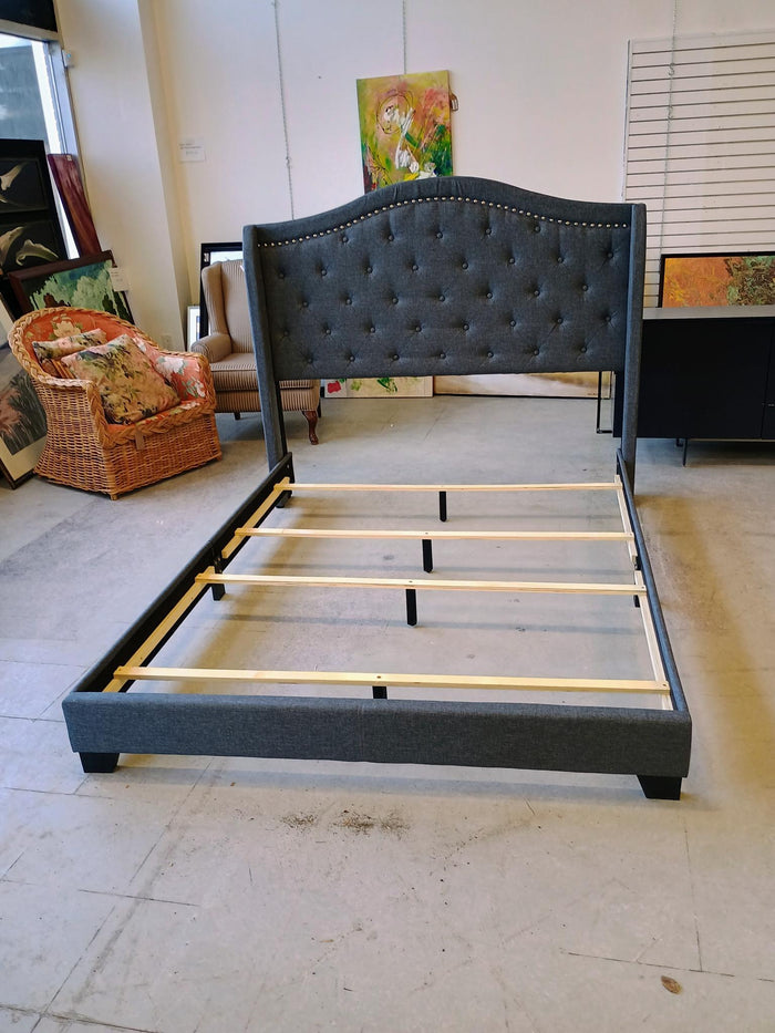 Marlow Queen Bed  -80004-511