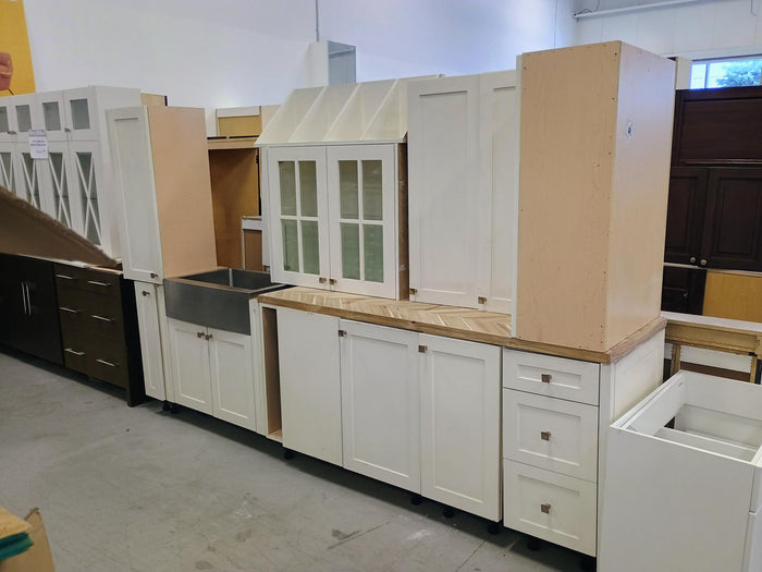 Set of 9 White Kitchen Cabinets