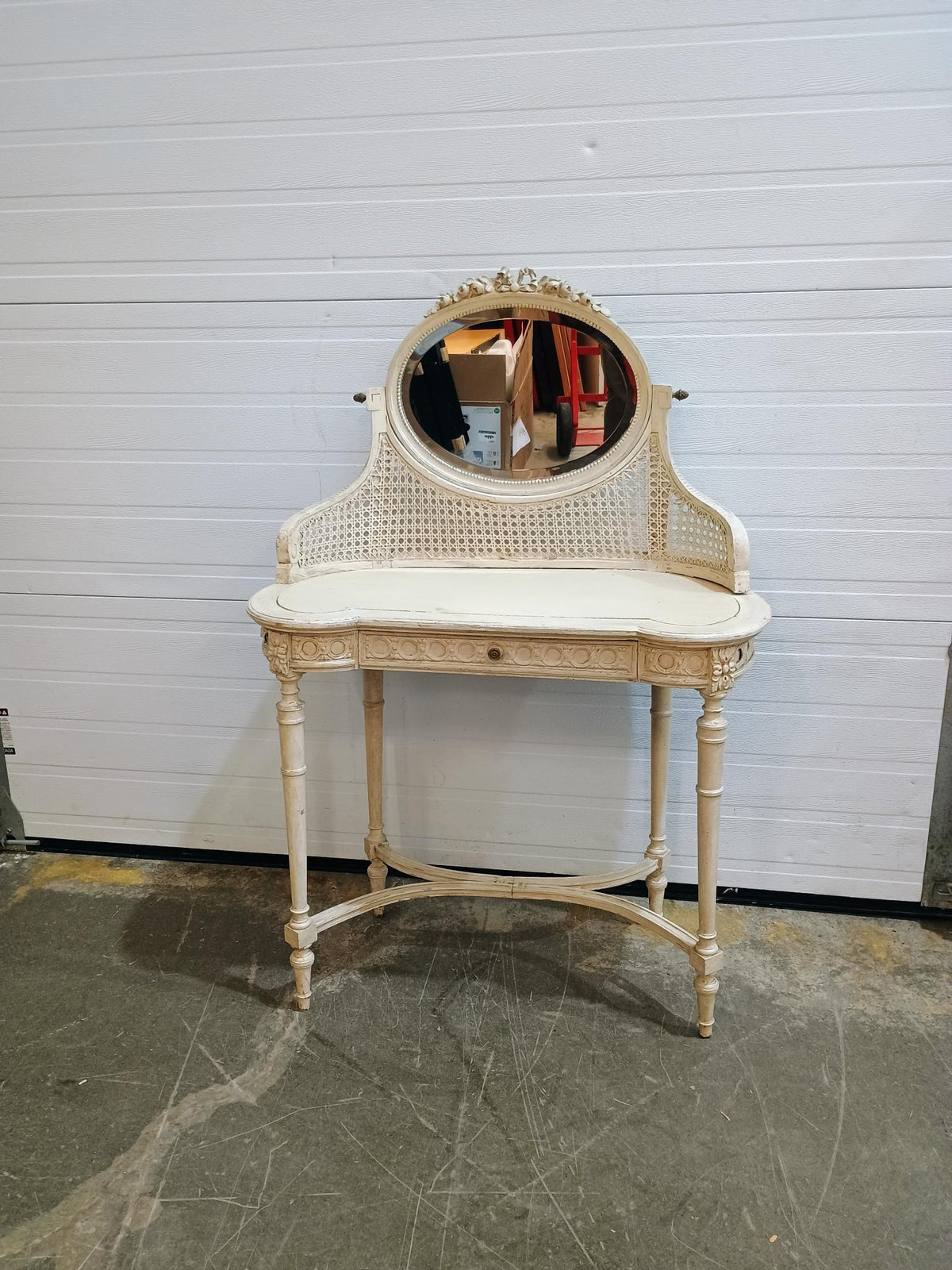 Vintage Bedroom Vanity cabinet