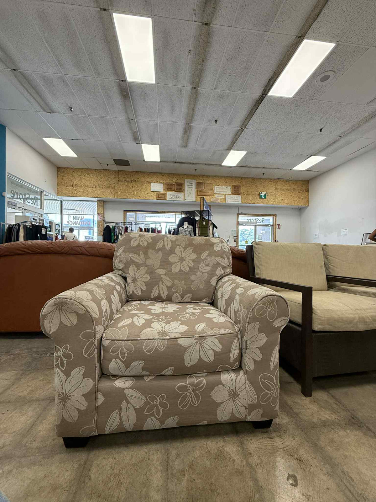 Floral Fabric Upholstered Accent Chair
