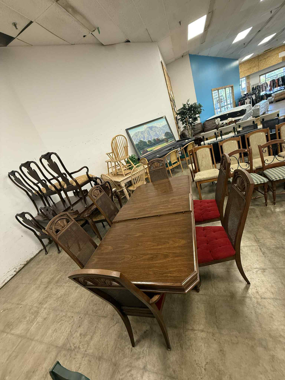 Rectangular Top Wooden Dining Table with 1 Leaf