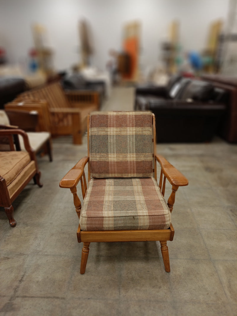 Vintage Style Maple Rocking Chair