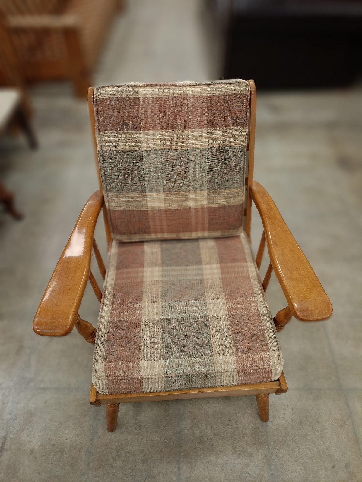 Vintage Style Maple Rocking Chair
