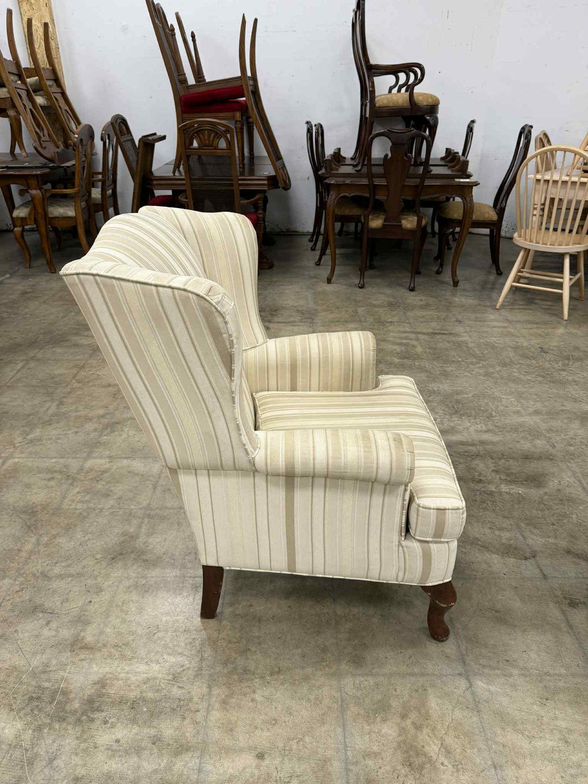 Classic Style Wingback Chair