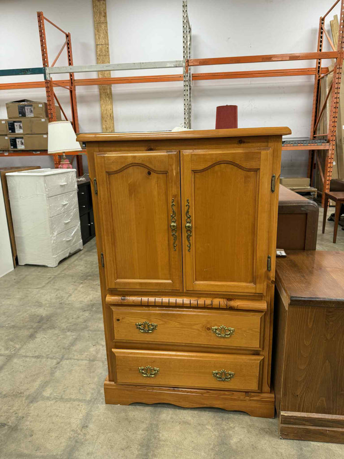 Light Wooden Oak Fitted Wardrobe