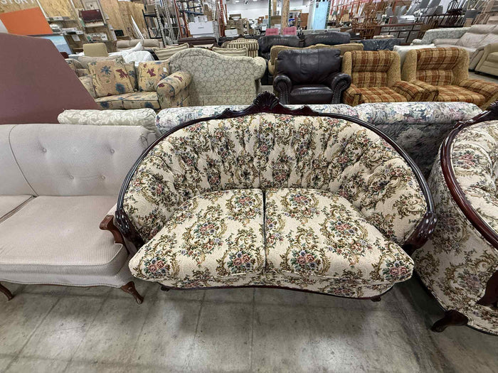 Floral Queen Anne Style Loveseat