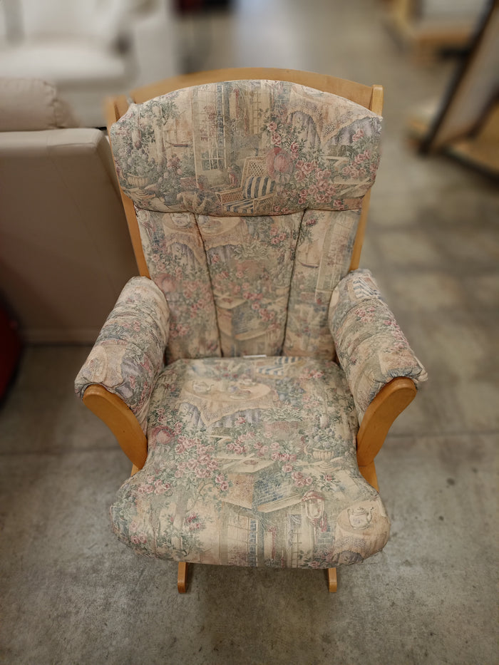 Traditional Style Glider Rocking Chair