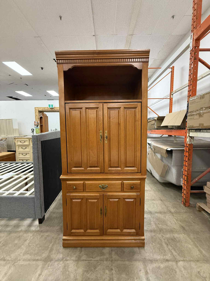 Light Colored Wooden Entertainment Unit
