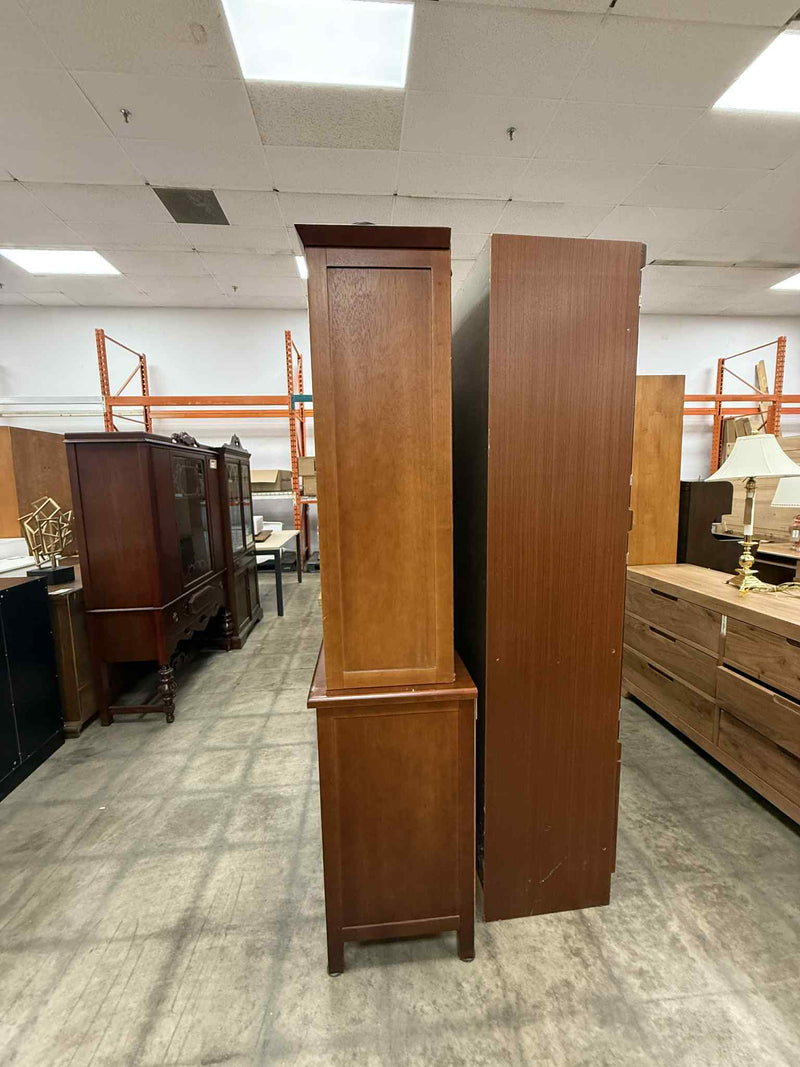 Reddish Brown Finish China Hutch Cabinet