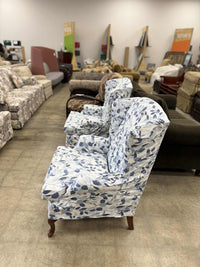 Traditional Style Wingback Chair