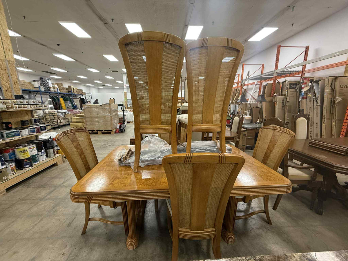 Light Colored 7-Piece Dining Set with 2 Leaves