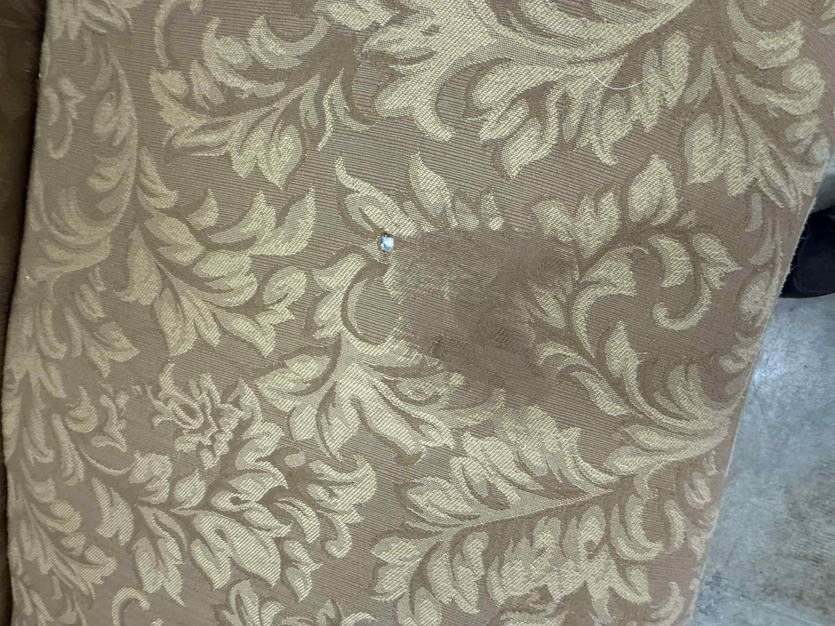 Classic Design Brocade Pattern Sofa