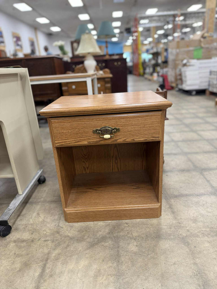Light Oak Wooden Nightstand with Single Drawer