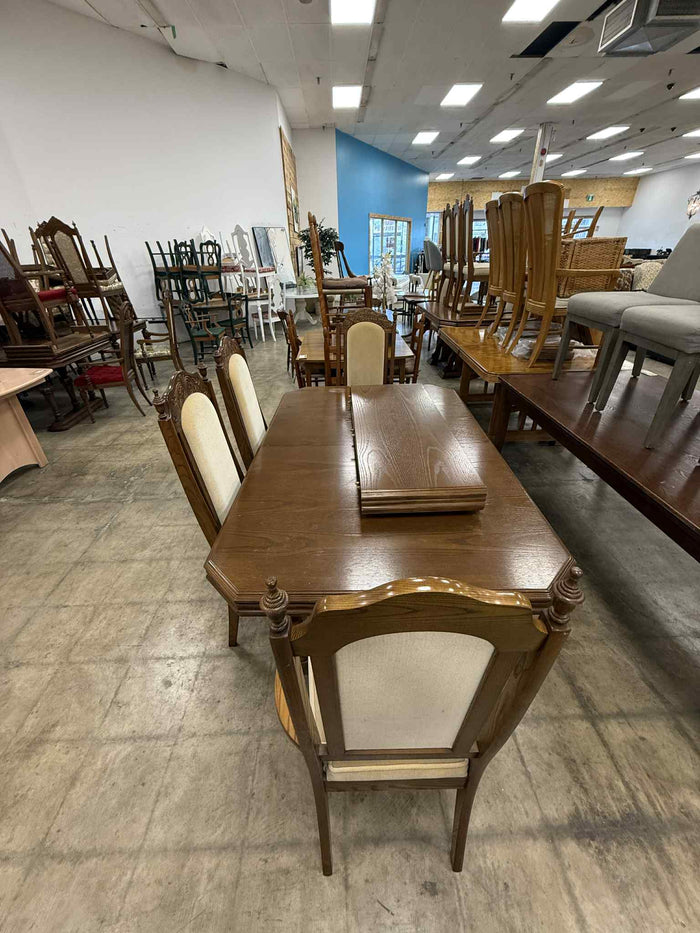 Classic Style 5-Piece Dining Set with 2 Leaves