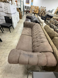 Traditional Style Button Tufted Design Sofa