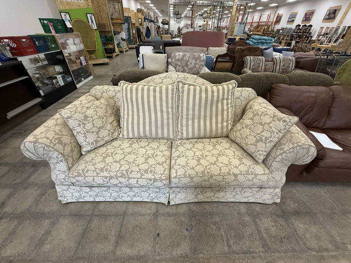 Traditional Style Skirted Base Sofa