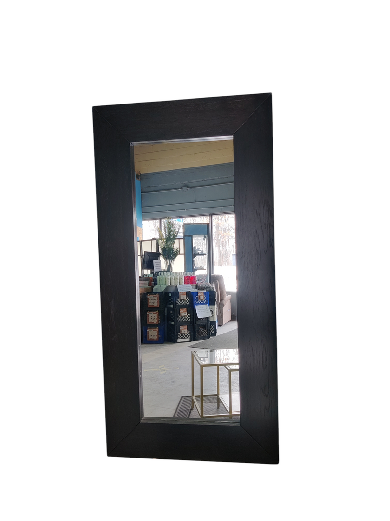 Dark Frame Mirror