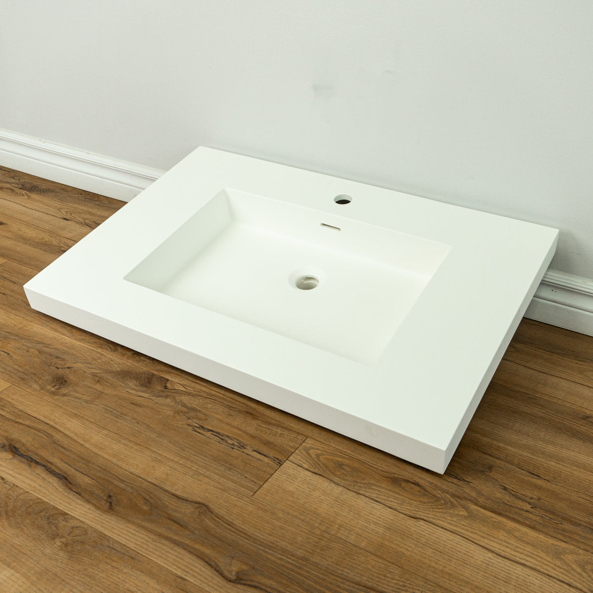 30-inch Porcelain Centre Drain Sink in Matte White