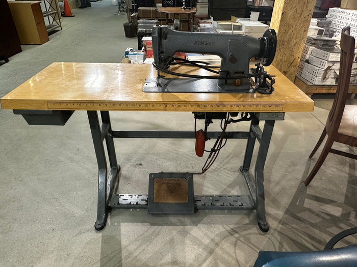 Singer 331K4 Industrial Sewing Machine with a Table