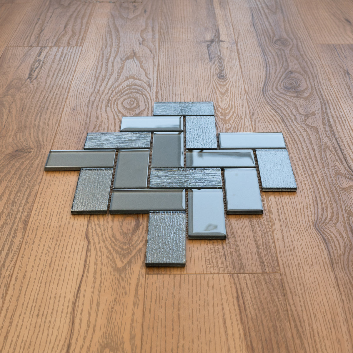 13 1/4"x 15" Mosaic Grey Tiles - 7.75 sq.ft.