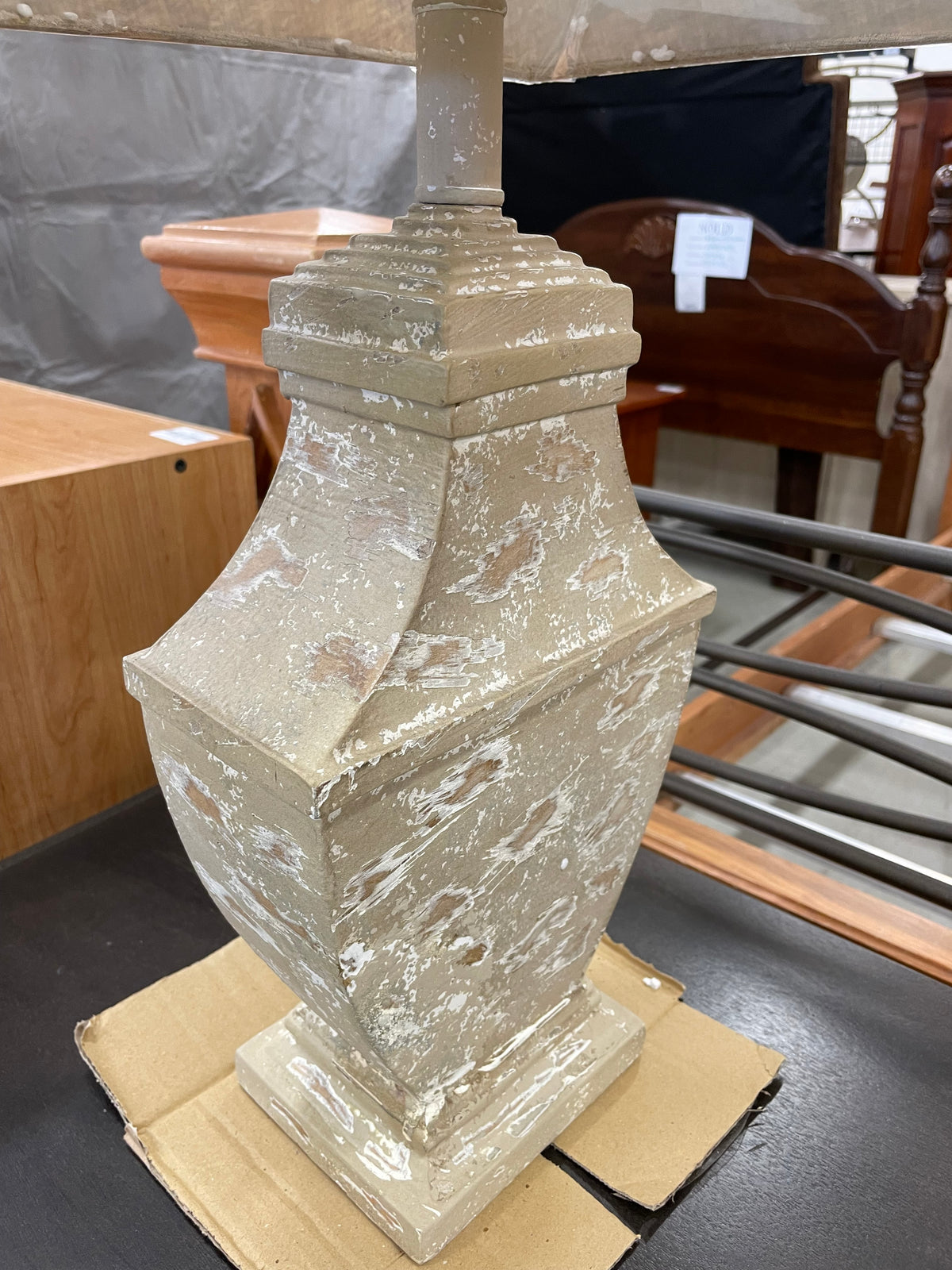 2-tone Pottery Base Table Lamp with Taupe Shade
