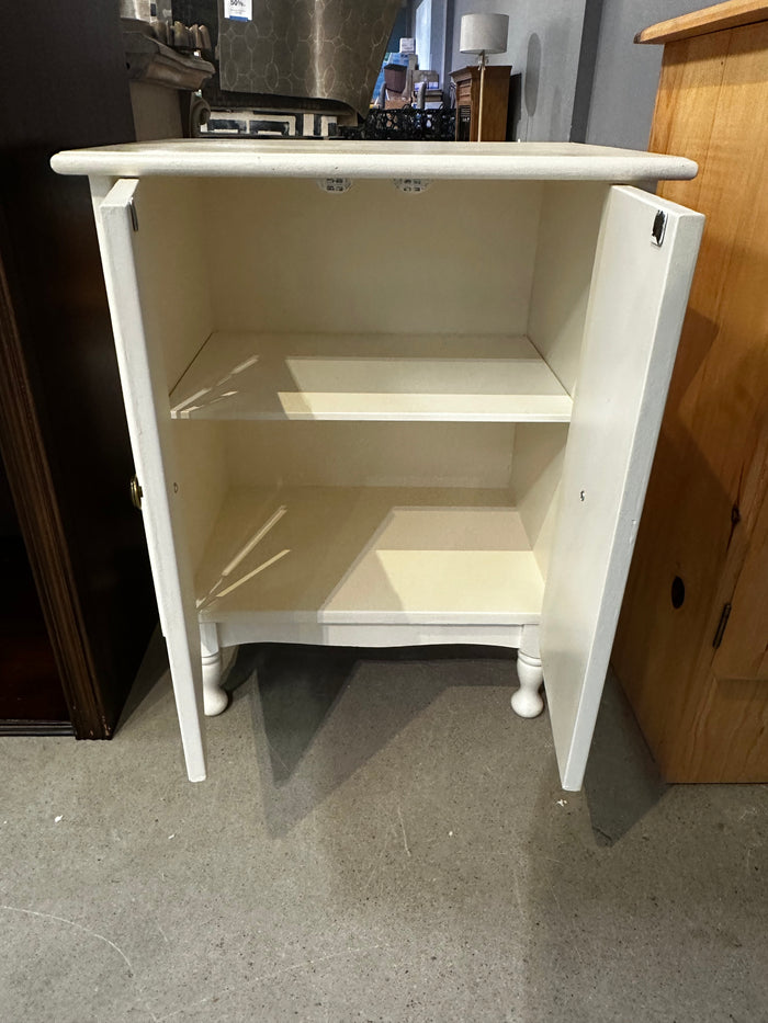 White Vintage Style Cabinet