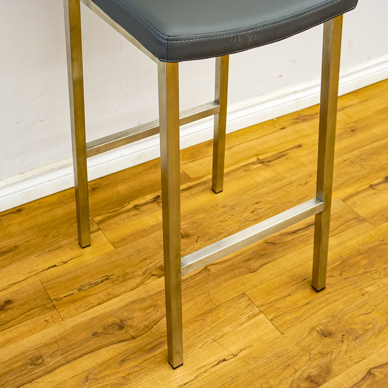 Corey 16.5-Inch W Gray Upholstered Bar Stool with Metal Frame, BS-213