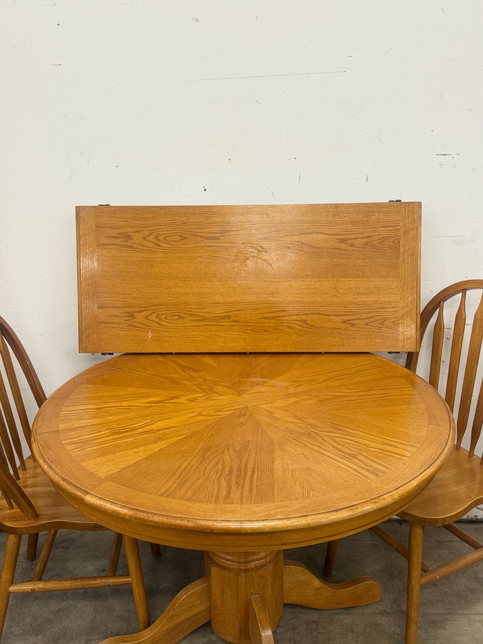 Light Wood Circular Dining Set