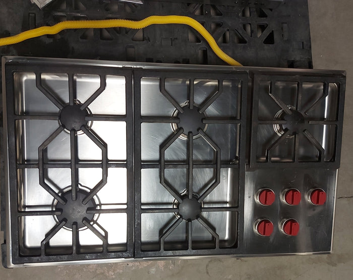 Wolf Professional 36" Gas Cooktop w/ 5-Burners