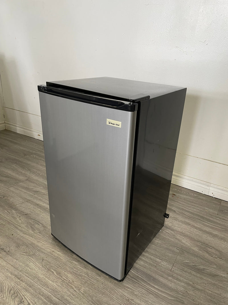 Magic Chef Mini Fridge