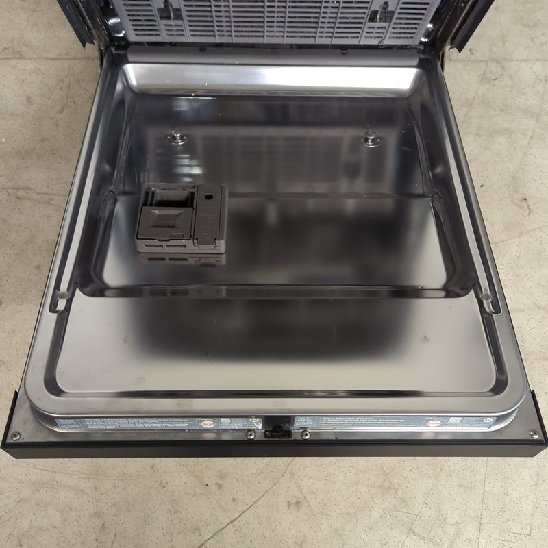 23.5"W Black Whirlpool Dishwasher
