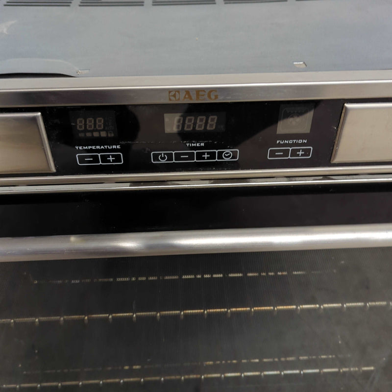 30"W AEG Stainless Steel Wall Oven