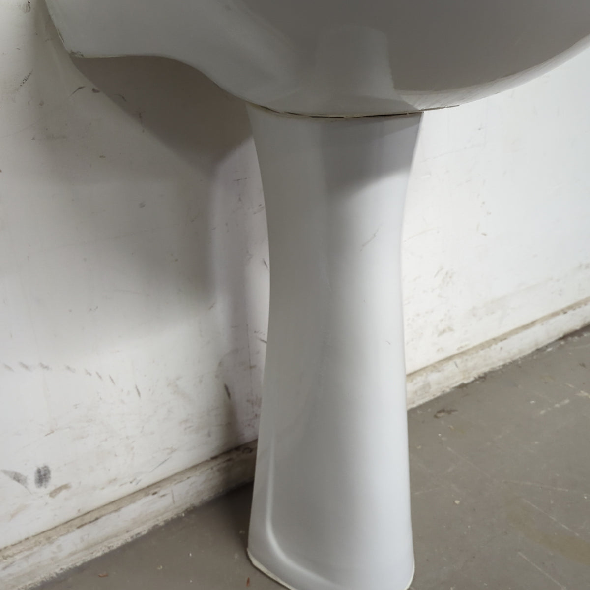 Italian Made White Pedestal Sink