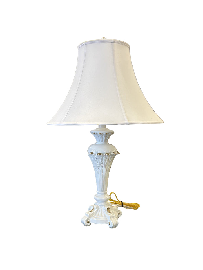 18-Inch White Lamp