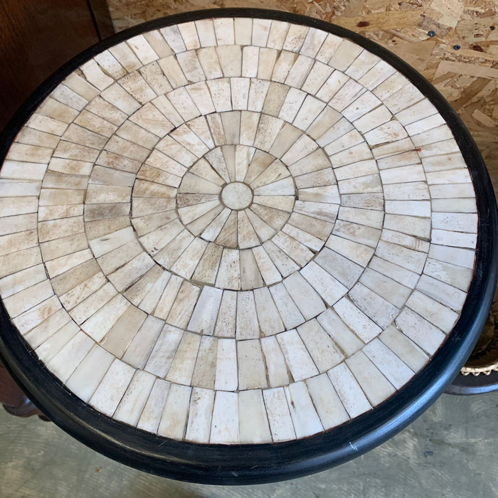 18-inch W Round Mosaic Stone Top Coffee Table
