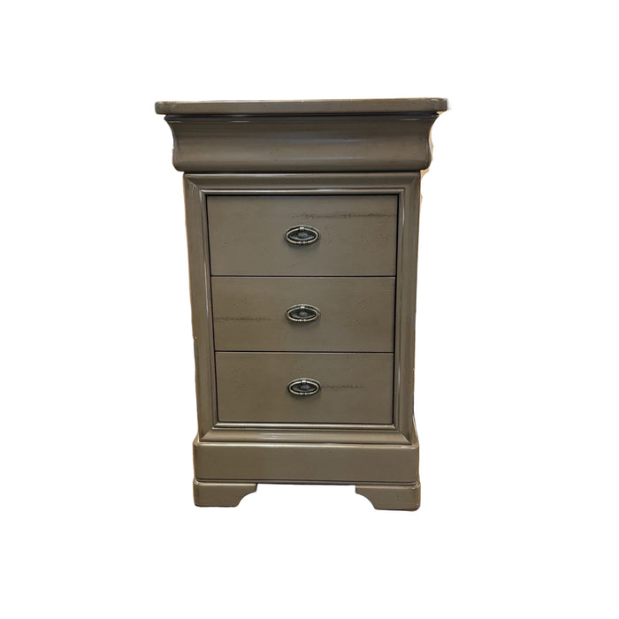18.5- Inch Bedside Table