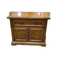 Neoclassical Flip-Top Server Buffet