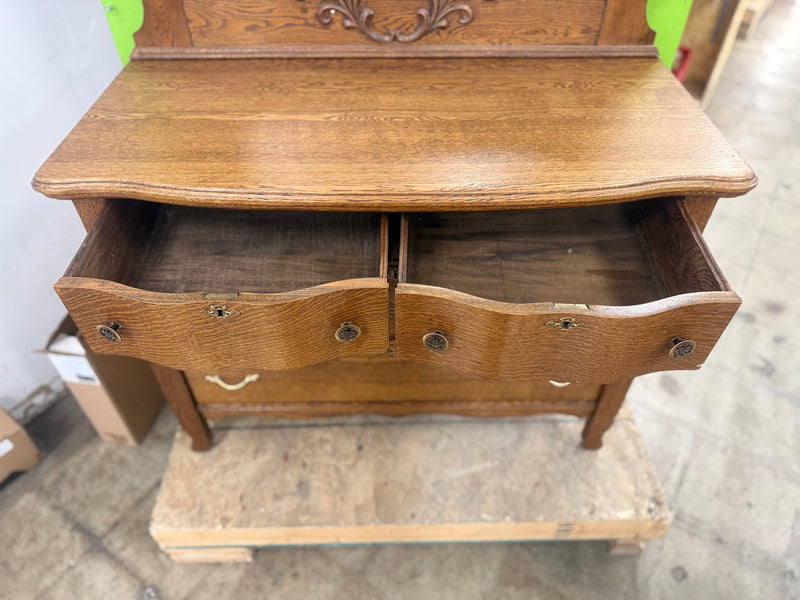 Light Brown Antique Dresser